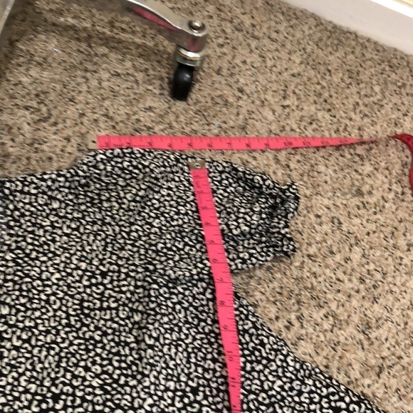 Francesca’s Collection Midi Dress Size Medium Black Leopard Animal Print - Picture 7 of 8